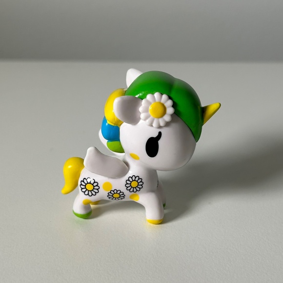 Tokidoki Neon Stars Series 3 Unicorno Margherita Vinyl Figure (B9) - Picture 5 of 6